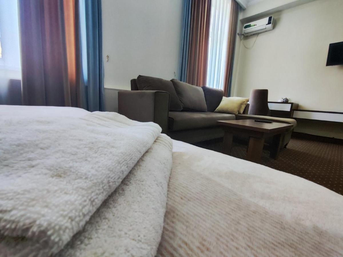 Hotel Markaz Ташкент Экстерьер фото